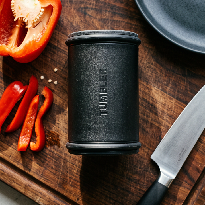 Tumbler Pro black leather with debossed logo